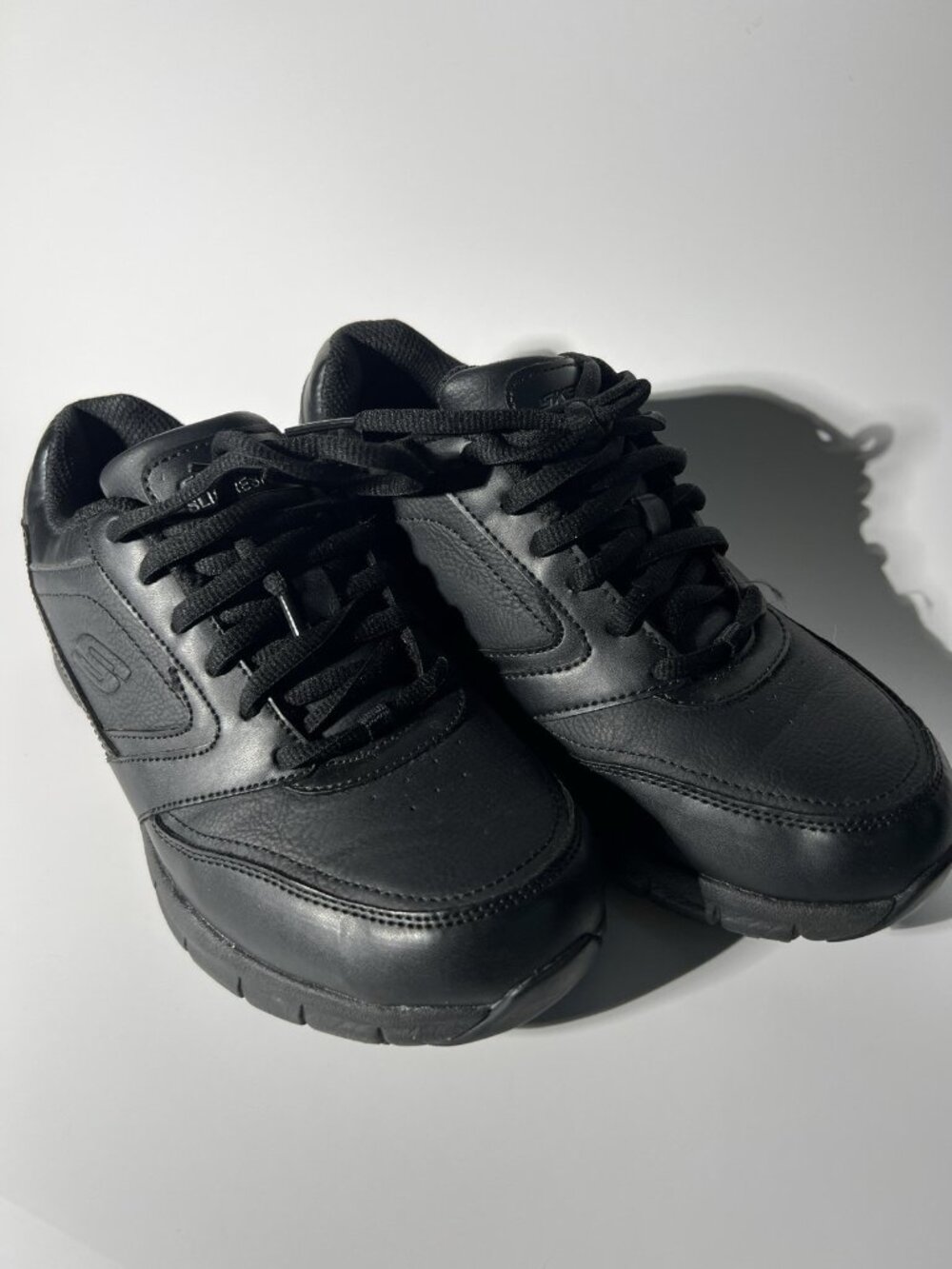 Skechers Slip Resistant Work Shoes Black Women’s Size 7